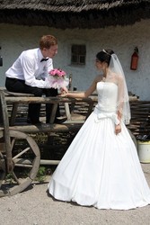  свадебное платье в отличном состоянии Запорожье 