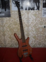 Продам БАС  WARWICK CORVETTE STANDARD BUBINGA 4 ALL ACTIV,  850 уе ТОРГ