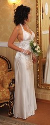 Продаю очень красивое белое свадебное платье