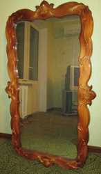 Зеркало деревянное недорого в хорошом состоянии 